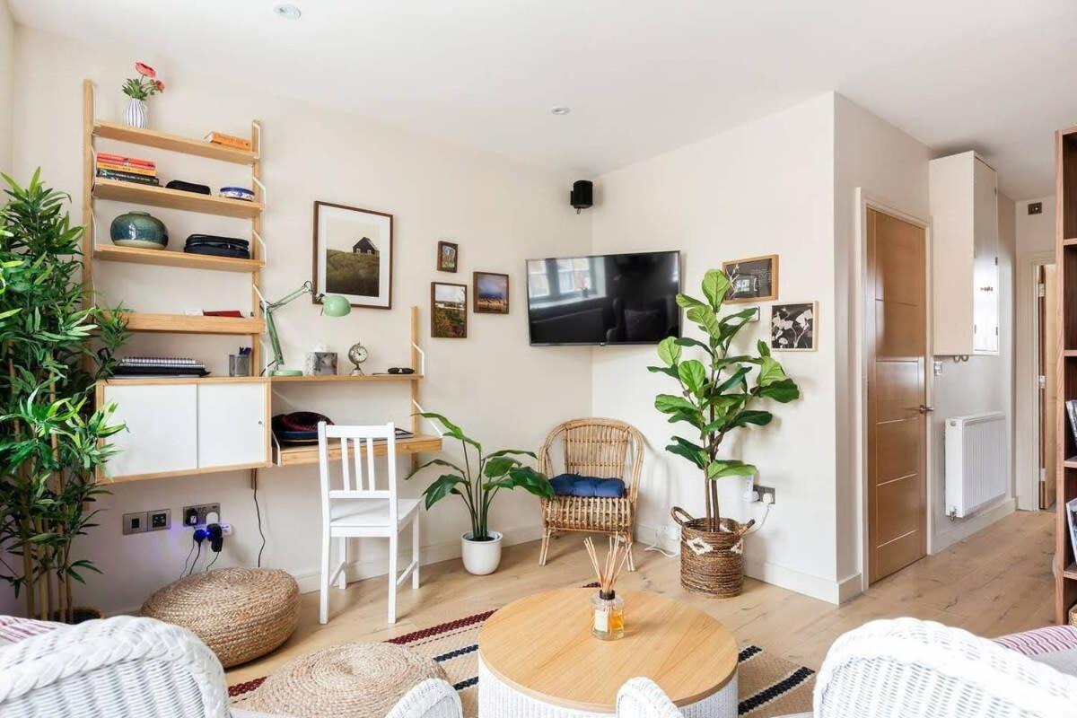 Large Luxury Studio In Heart Of Richmond Richmond  Eksteriør billede
