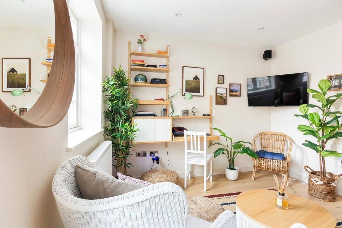 Large Luxury Studio In Heart Of Richmond Richmond  Eksteriør billede
